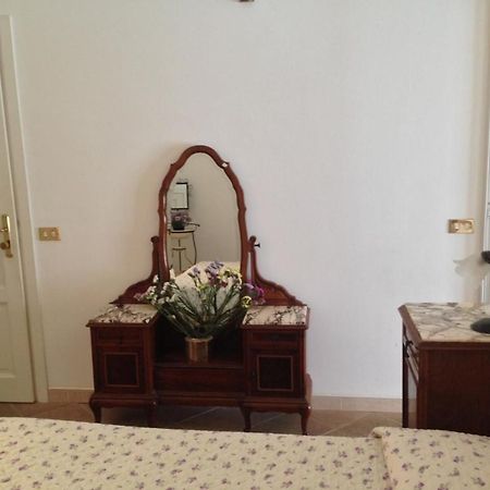 Hotel Le Conchiglie Levanto Exterior foto
